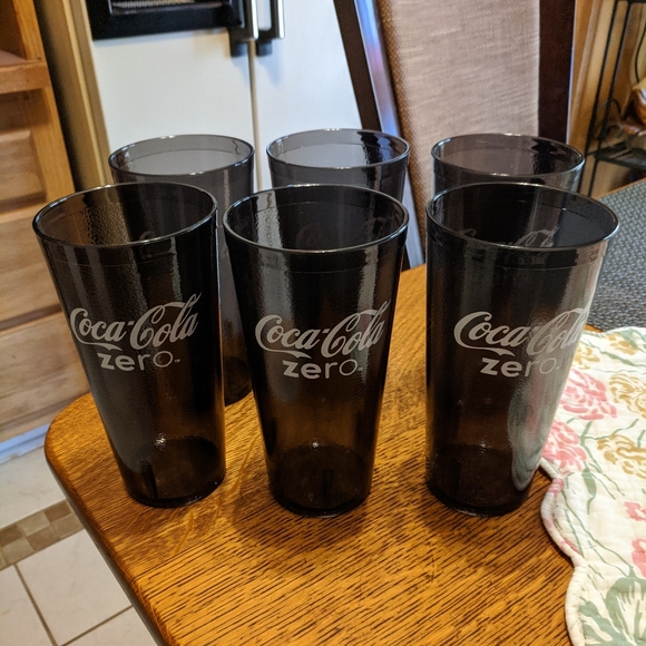 Coca Cola Other - Coca Cola Zero black 24 oz. plastic cups set of 6